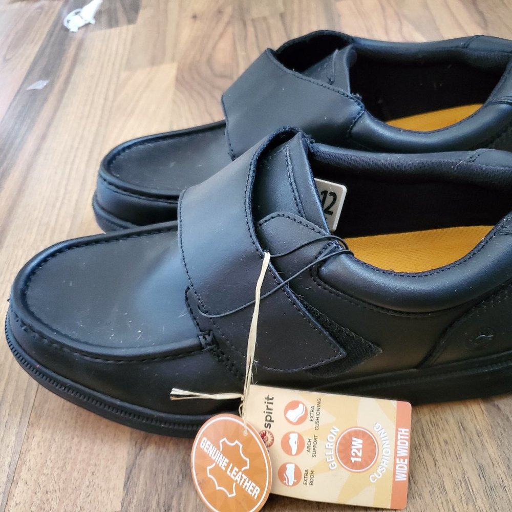 MEN'S VELCRO SHOES SIZE 12W